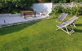 Huge Bbq Garden 2, Spacious Flat, Ac, Free Parking 2